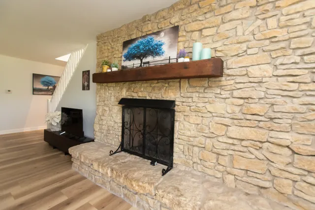 $339,900 | 304 Wild Cherry Drive, Dixon, IL 61021