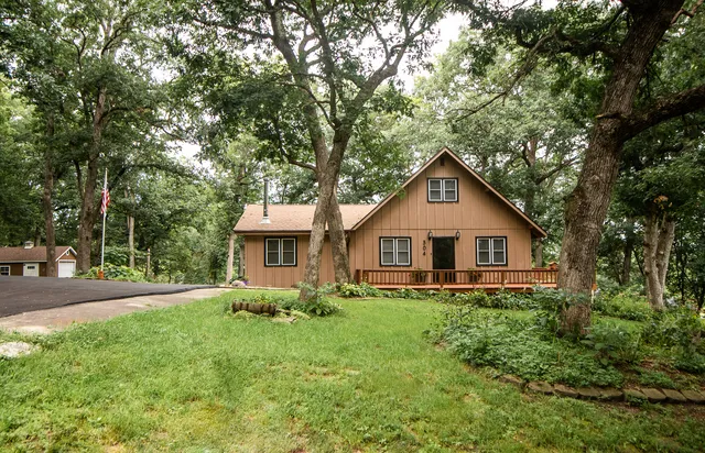 $339,900 | 304 Wild Cherry Drive, Dixon, IL 61021