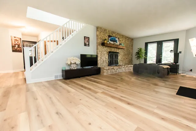 $339,900 | 304 Wild Cherry Drive, Dixon, IL 61021