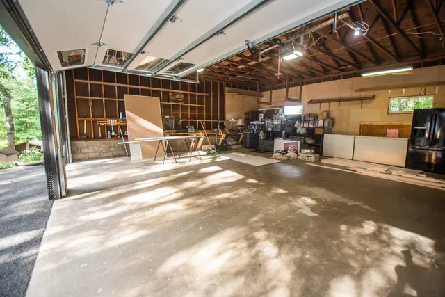 $339,900 | 304 Wild Cherry Drive, Dixon, IL 61021