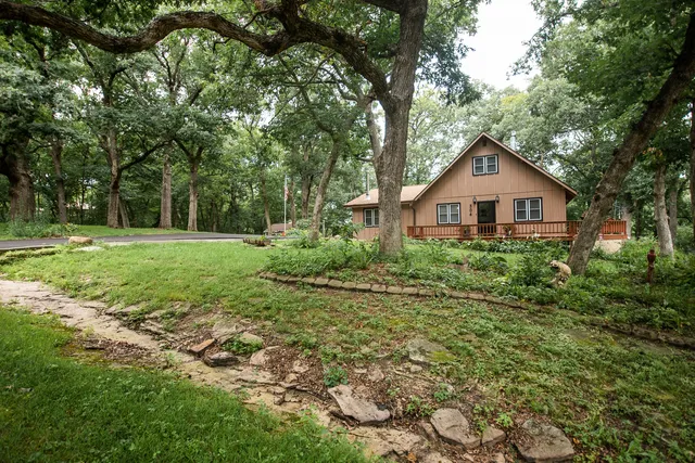 $339,900 | 304 Wild Cherry Drive, Dixon, IL 61021