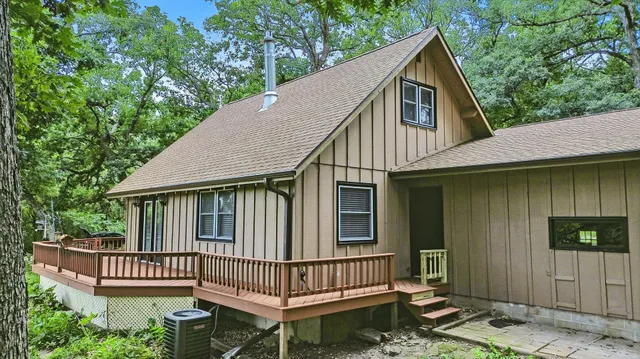 $339,900 | 304 Wild Cherry Drive, Dixon, IL 61021