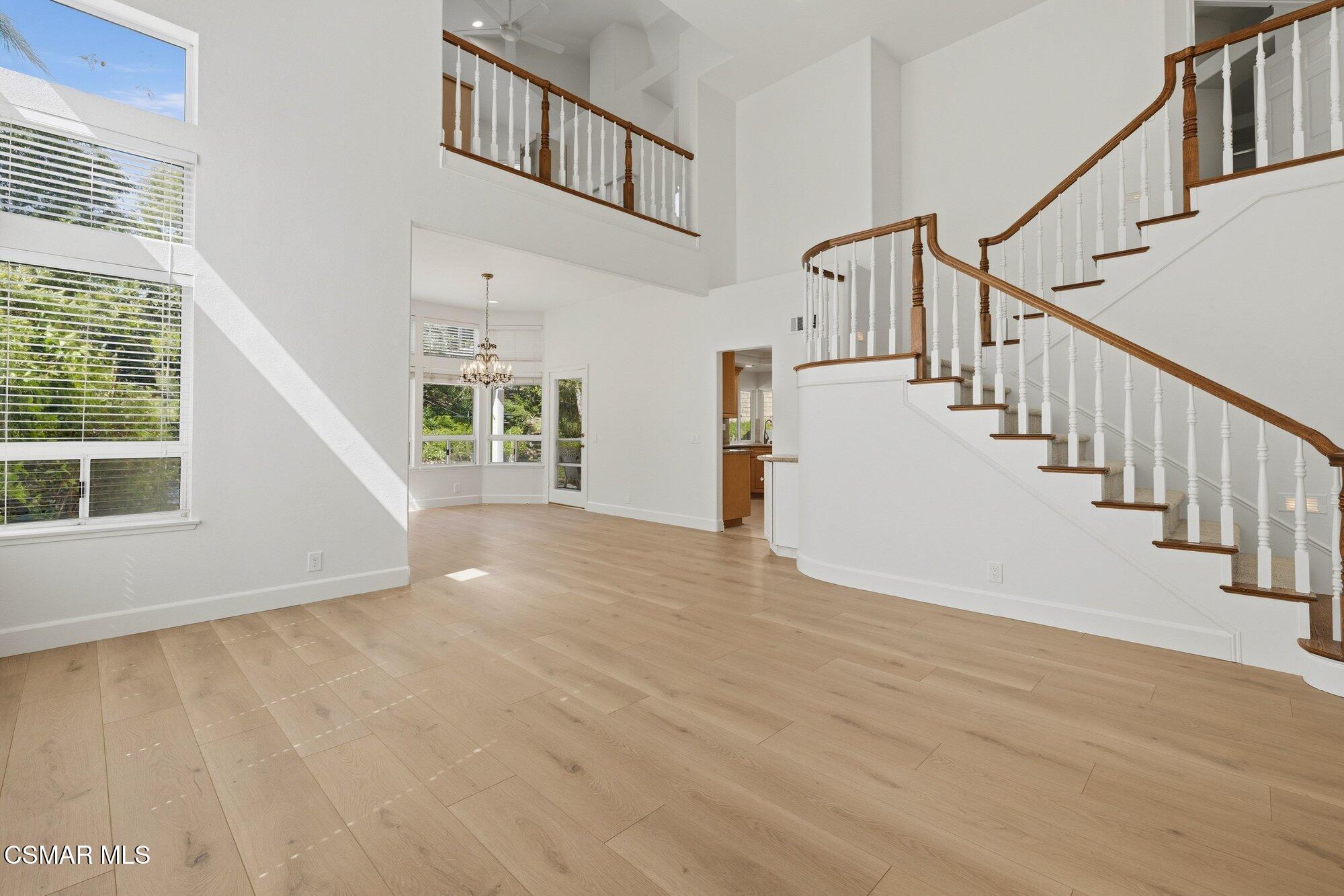 658 Elevar Court Simi Valley, CA 93065 - Photo 3 of 47 026_cjp_0936_9544