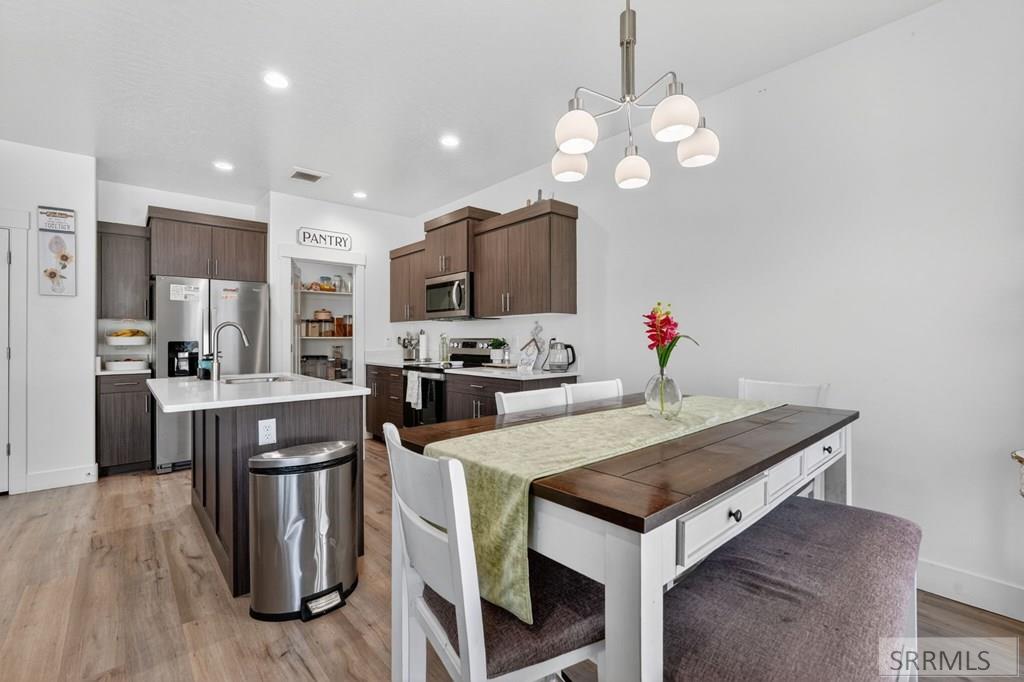 1578 Surprise Valley Road Pocatello, ID 83201 - Photo 14 of 32