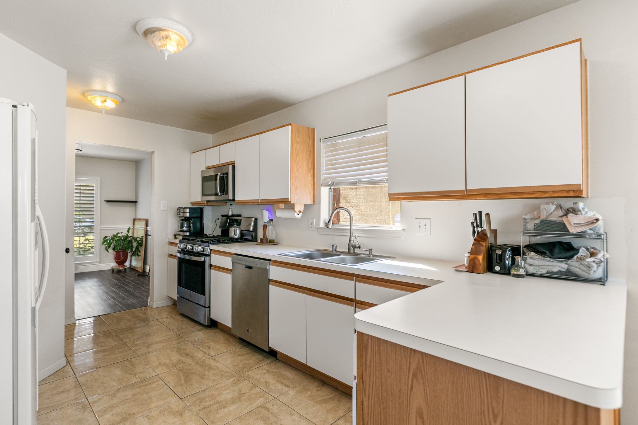 3714 Colleen Woods Circle Houston, TX 77080 - Photo 15 of 29 a kitchen with a sink stove and cabinets