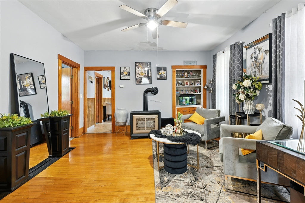 10 Holland Road Worcester, MA 01603 - Photo 18 of 39 Gallery Image 18
