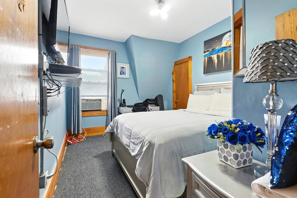 10 Holland Road Worcester, MA 01603 - Photo 26 of 39 Gallery Image 26