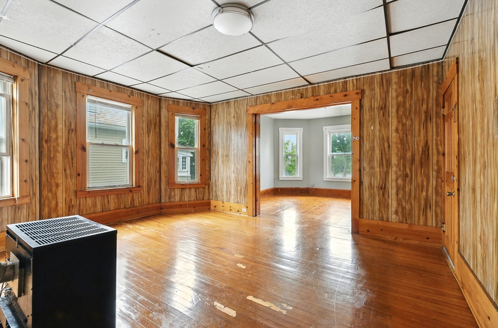 10 Holland Road Worcester, MA 01603 - Photo 29 of 39 Gallery Image 29