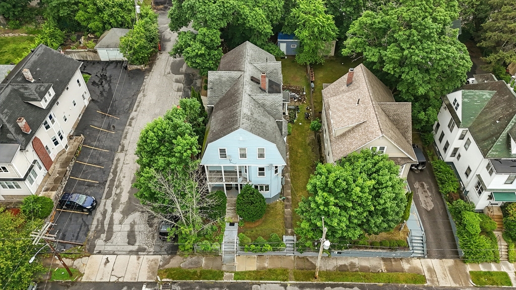 10 Holland Road Worcester, MA 01603 - Photo 3 of 39 Gallery Image 3