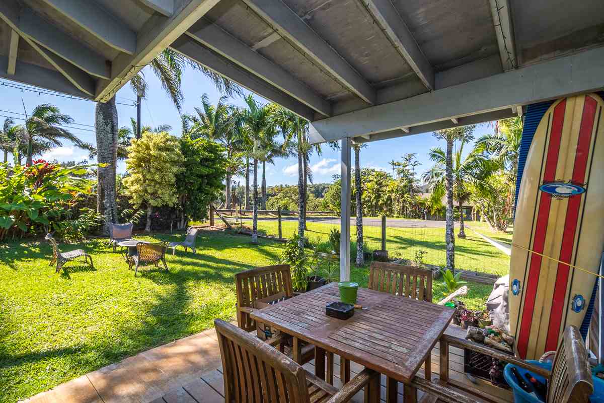 1320 West Kuiaha Road Haiku, HI 96708 - Photo 5 of 29 a view of yard with a table and chairs next to a yard