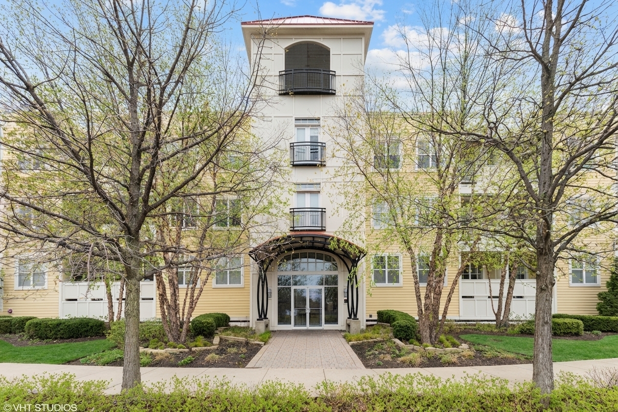 977 Harris Road, Unit 25 Grayslake, IL 60030 - Photo 17 of 26 Gallery Image 17