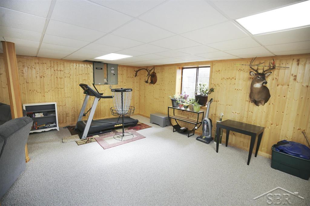 684 East Wheeler Road Midland, MI 48640 - Photo 27 of 38 50094983-26.JPG