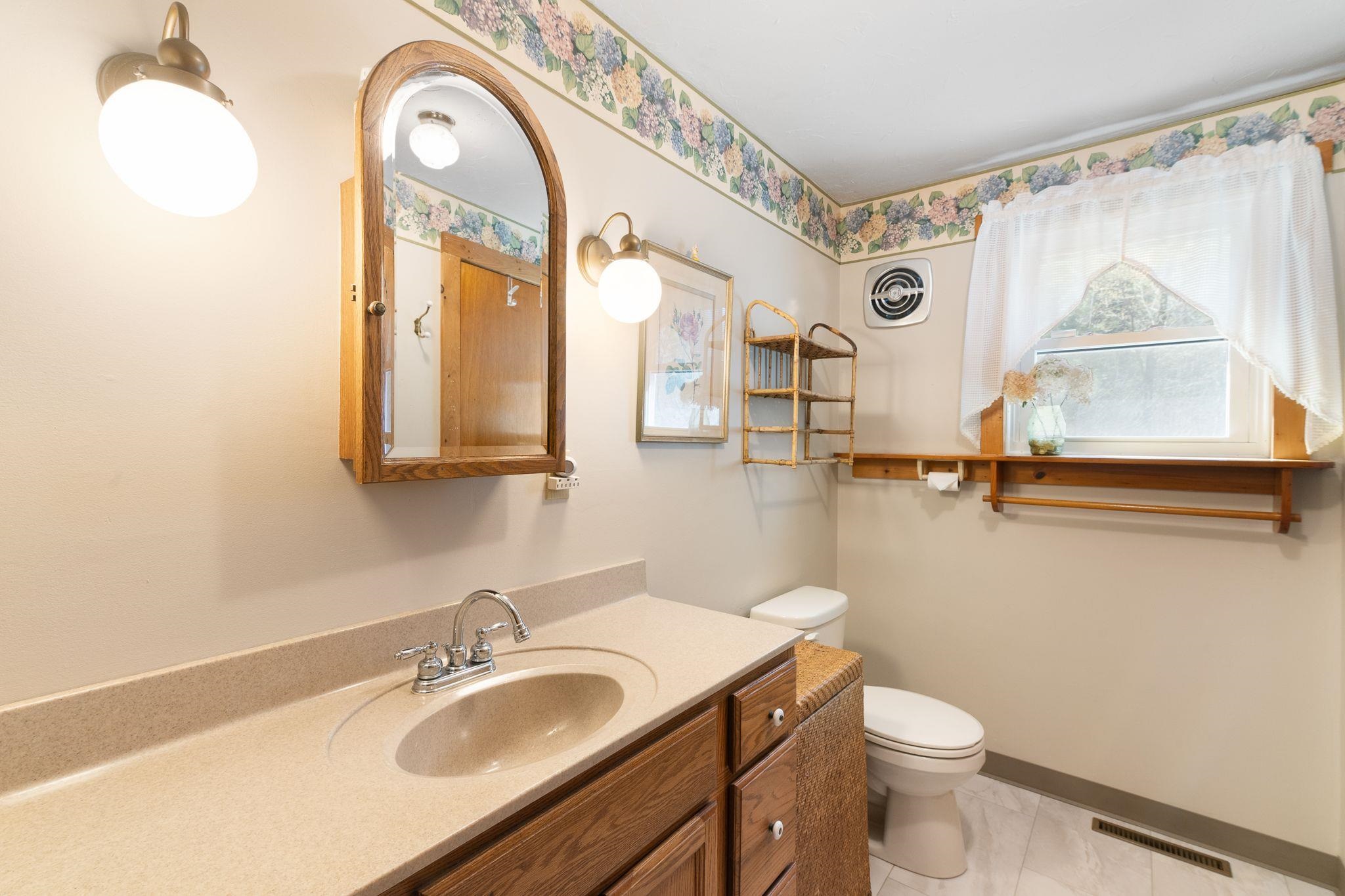 408 Old Guilford Road Brattleboro, VT 05301 - Photo 21 of 35