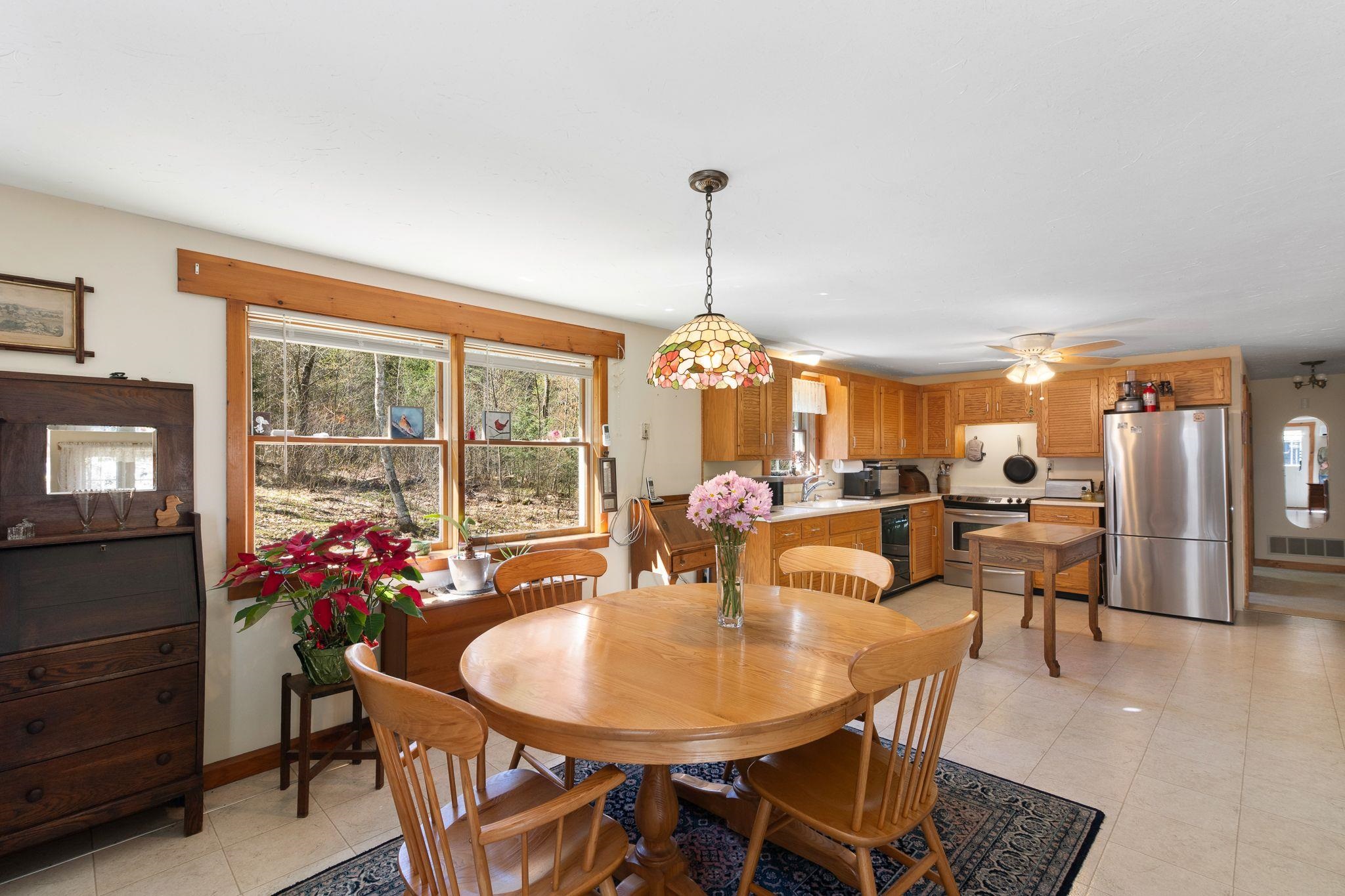 408 Old Guilford Road Brattleboro, VT 05301 - Photo 6 of 35