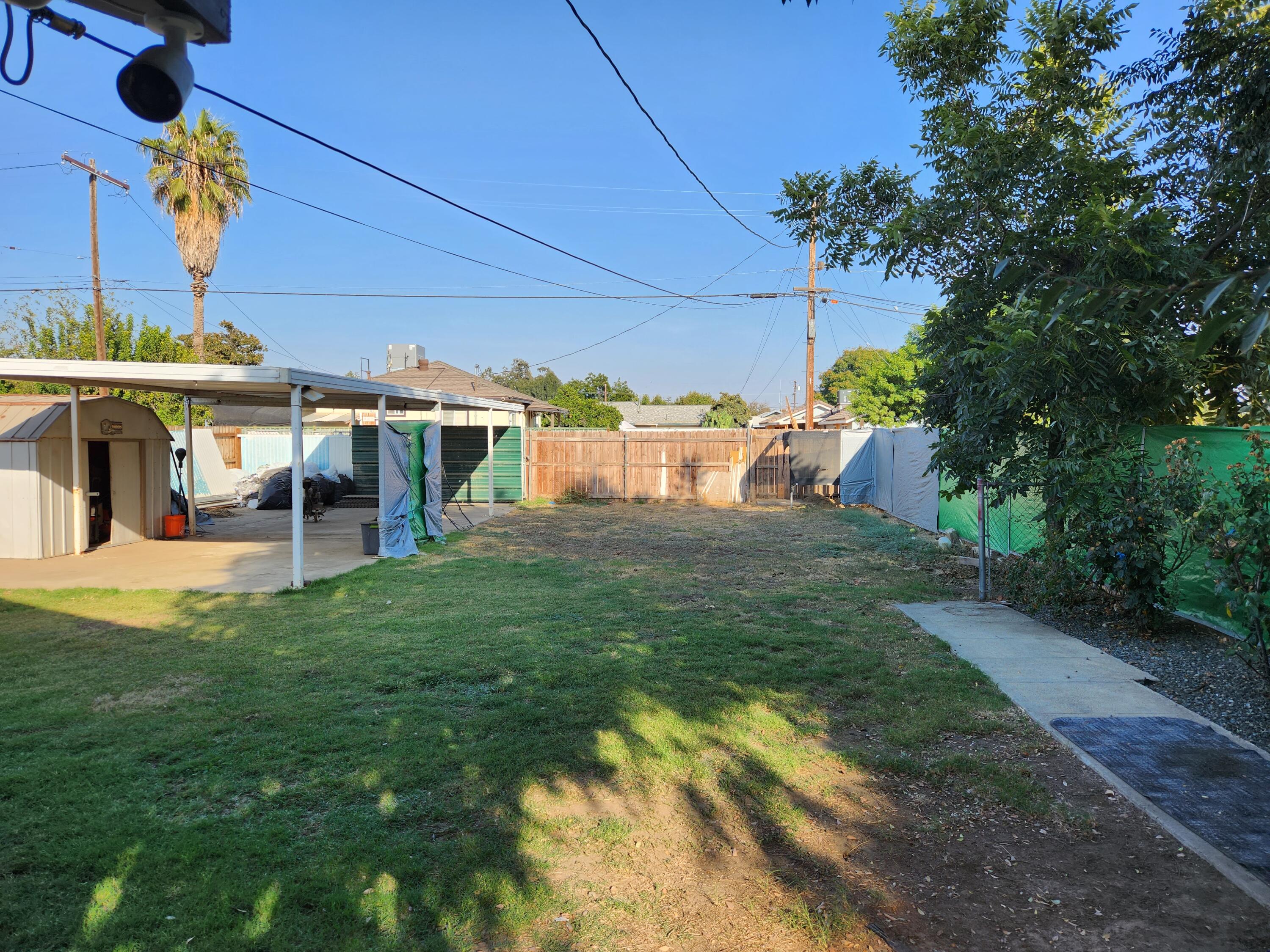 752 South R Street Tulare, CA 93274 - Photo 24 of 27 Back Yard