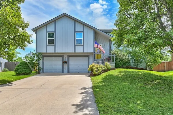 $324,000 | 17191 South Walter Street, Gardner, KS 66030