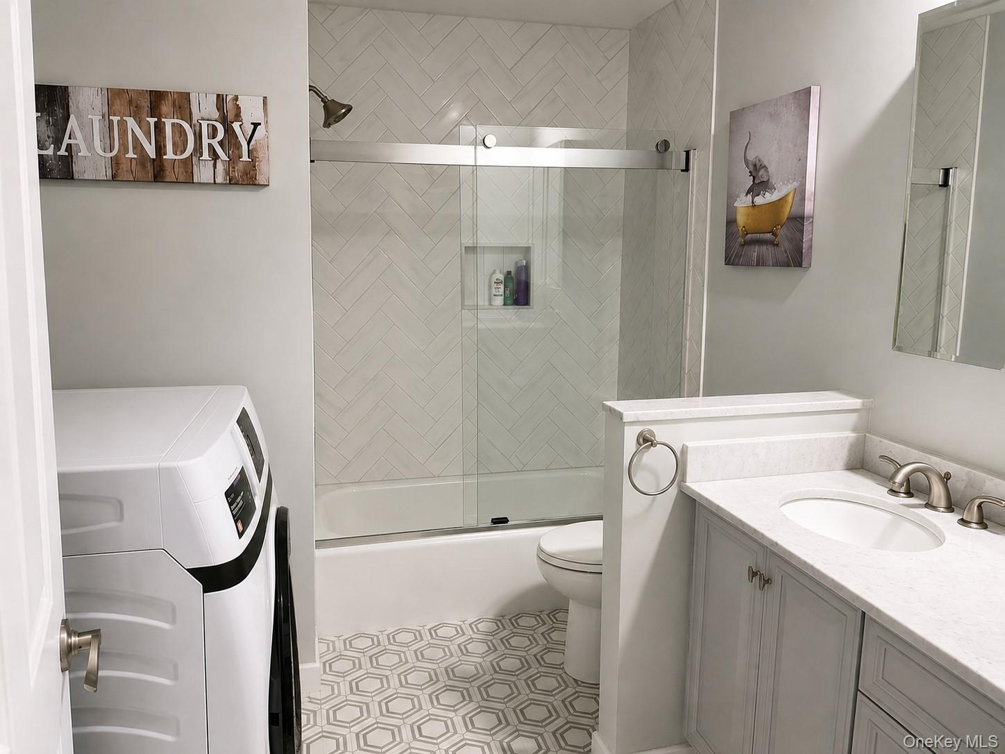 11 Timber Ridge, Unit 11 Mount Kisco, NY 10549 - Photo 28 of 33 Main Bath