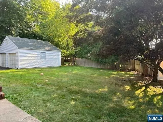 $1,750 | 168 Rivervale Road, Unit B, River Vale, NJ 07675