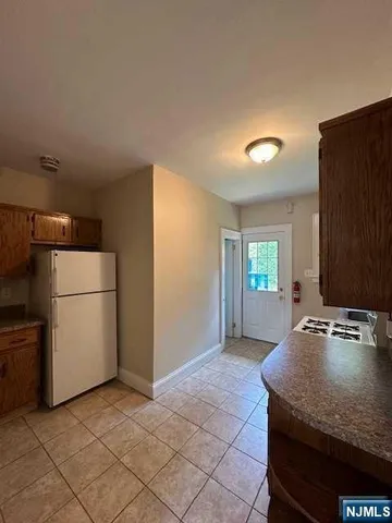 $1,750 | 168 Rivervale Road, Unit B, River Vale, NJ 07675