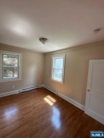 $1,750 | 168 Rivervale Road, Unit B, River Vale, NJ 07675