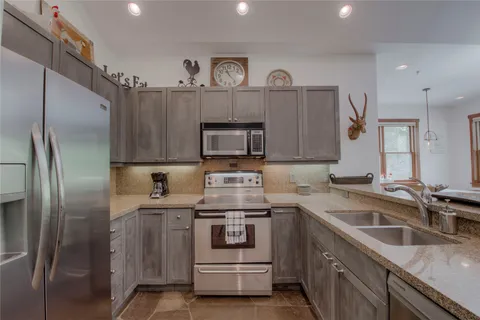 $1,725,000 | 680 South Main Street, Unit 9, Breckenridge, CO 80424