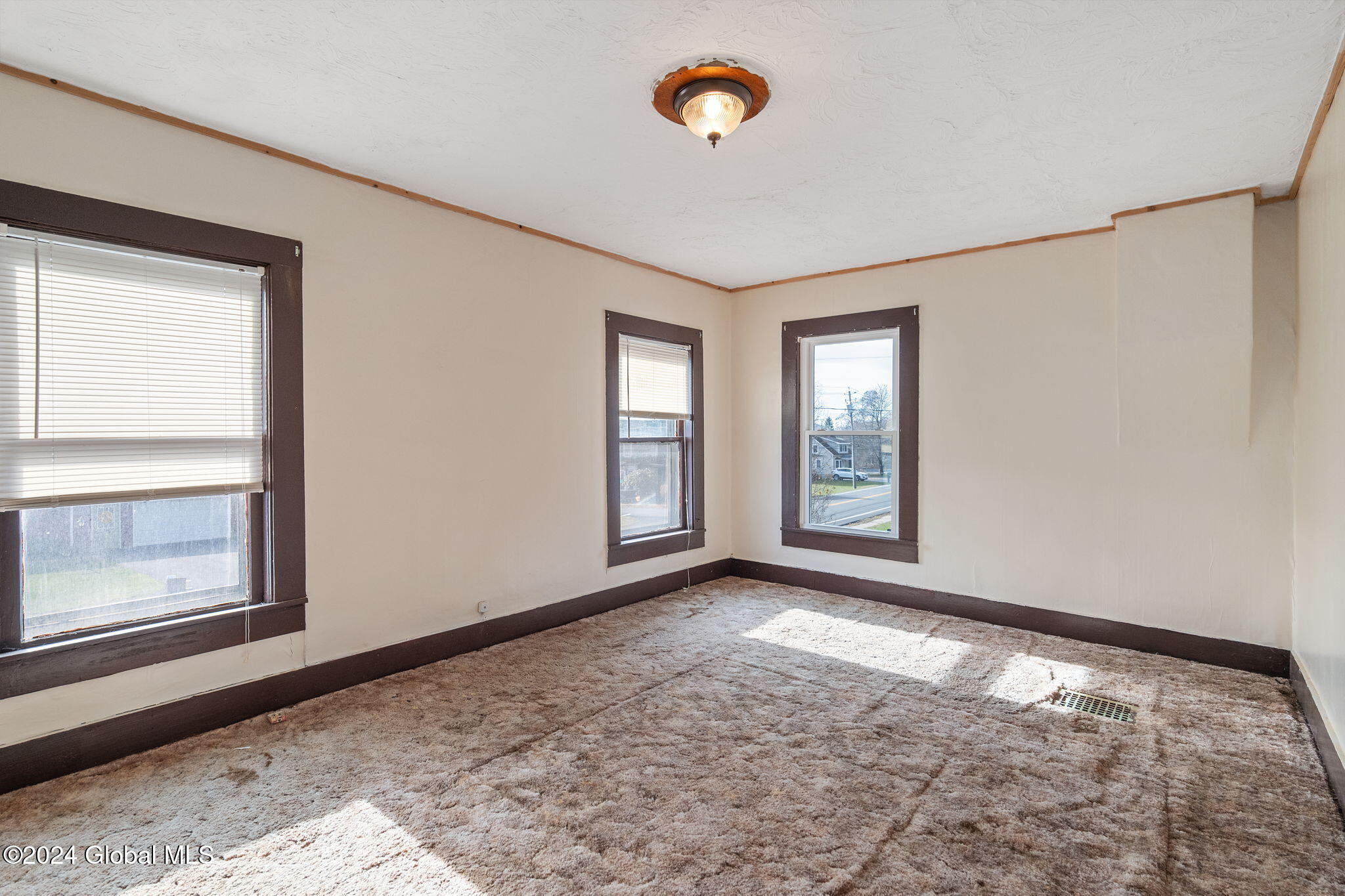 285 Main Street Worcester, NY 12197 - Photo 19 of 31 29-285MainSt_29