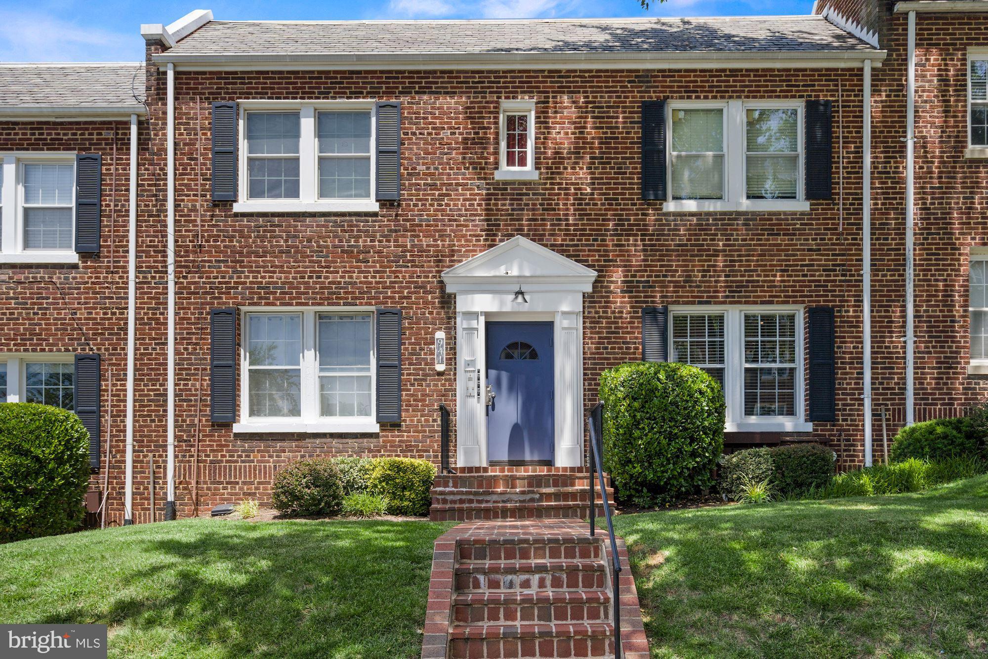 941 Randolph St NW