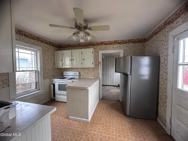 $149,900 | 305 Oak Street, Corinth, NY 12822