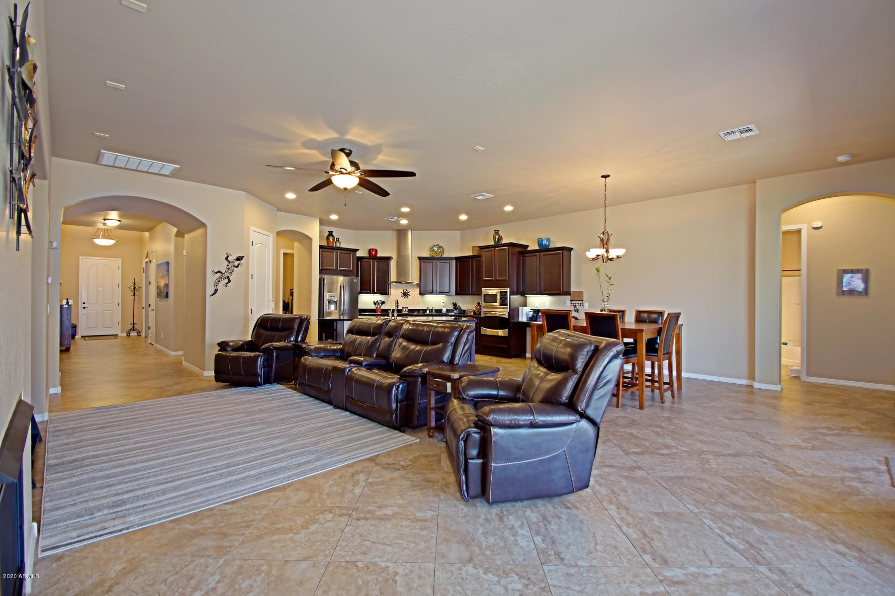 303 East Summerside Road Phoenix, AZ 85042 - Photo 13 of 50 family room 3