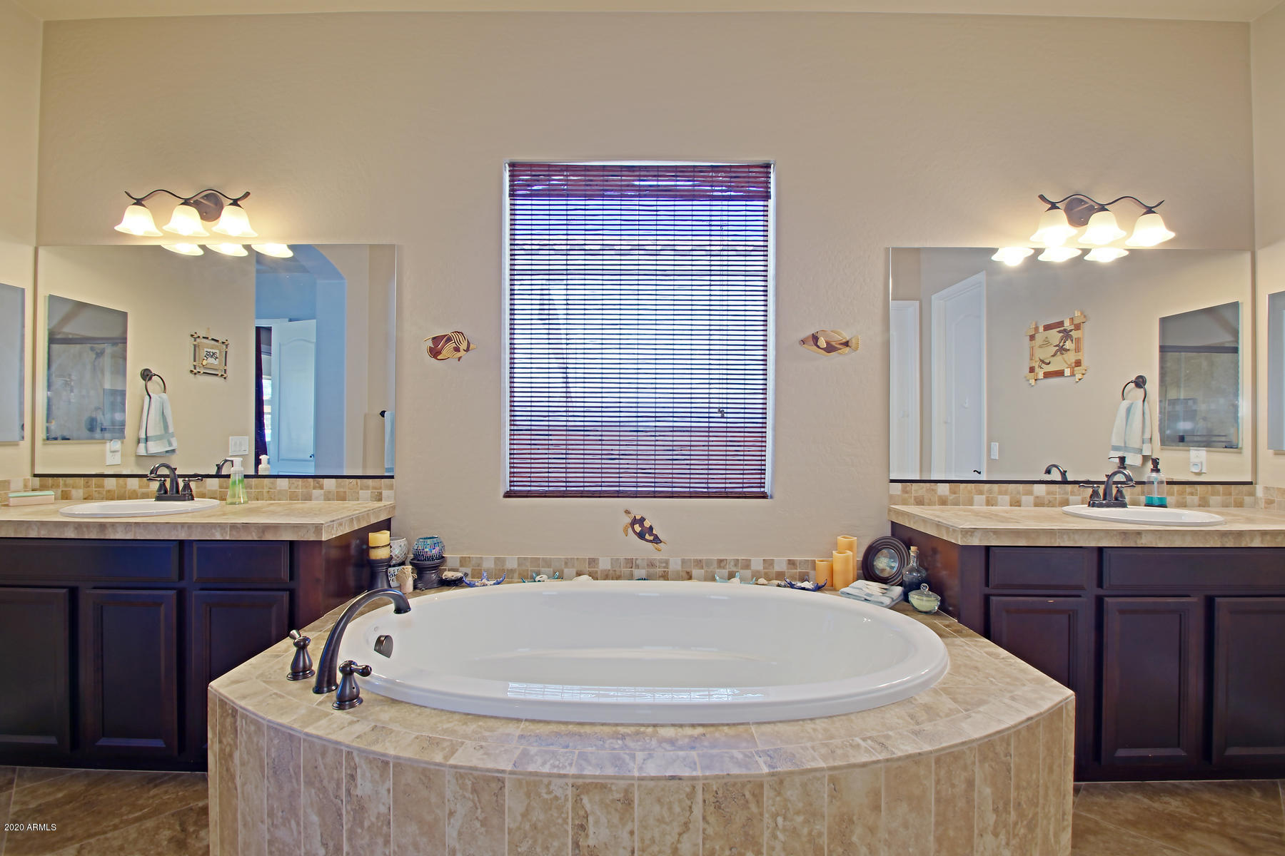 303 East Summerside Road Phoenix, AZ 85042 - Photo 28 of 50 Master Bath 4