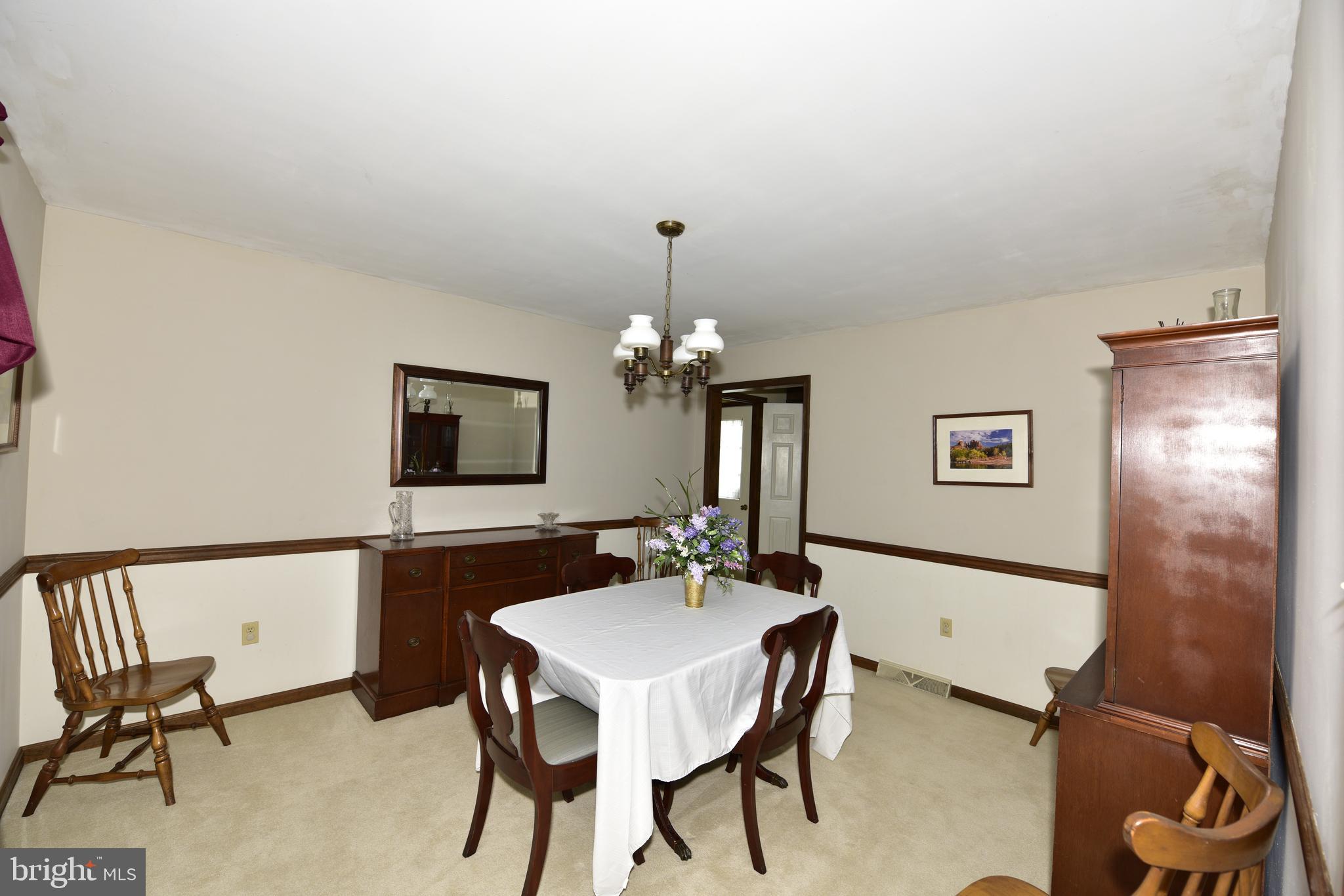 12 Buttonwood Drive Lititz, PA 17543 - Photo 8 of 28 Dining Room