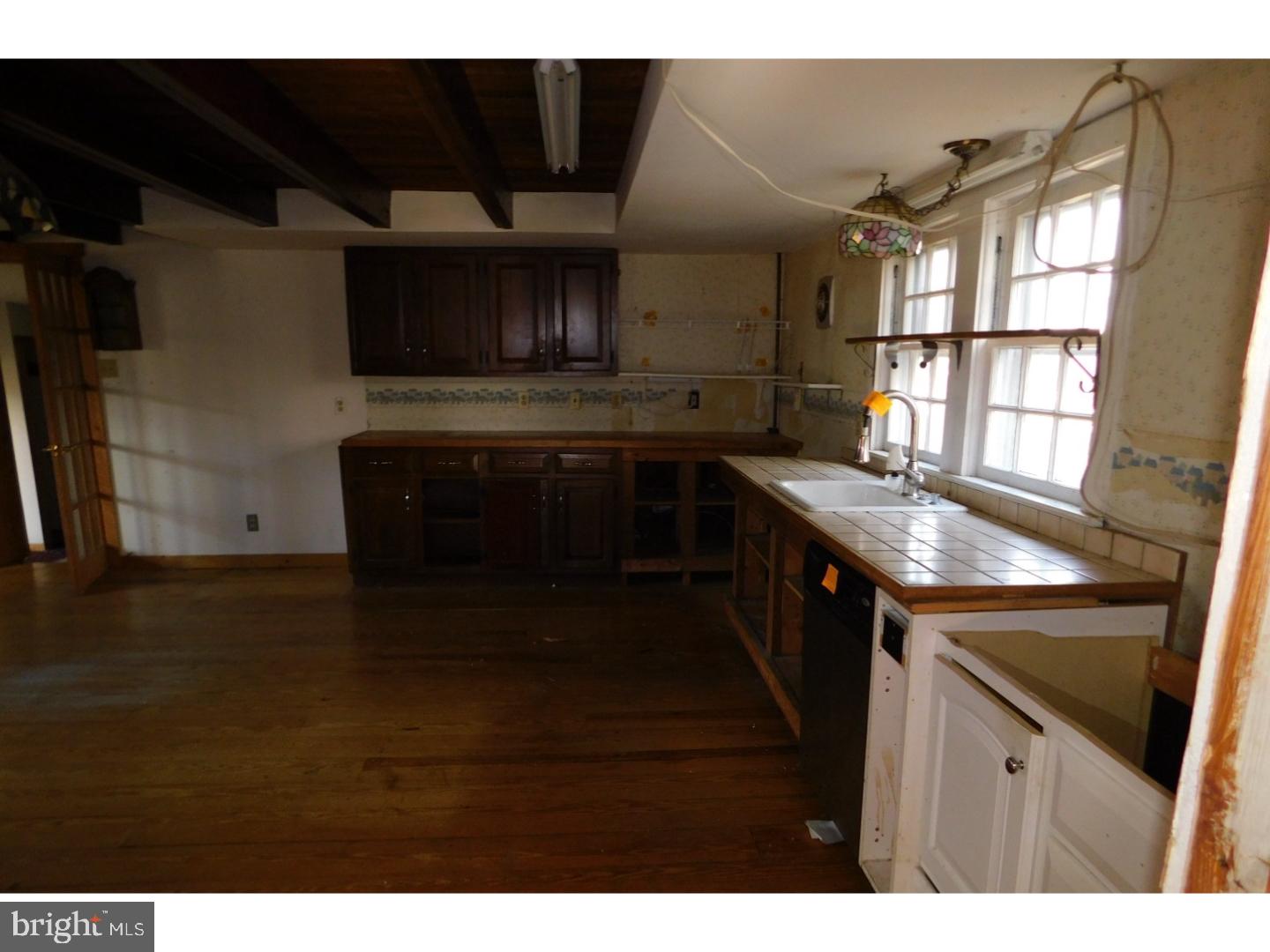 205 Tylers Mill Road Sewell, NJ 08080 - Photo 13 of 19 Gallery Image 13