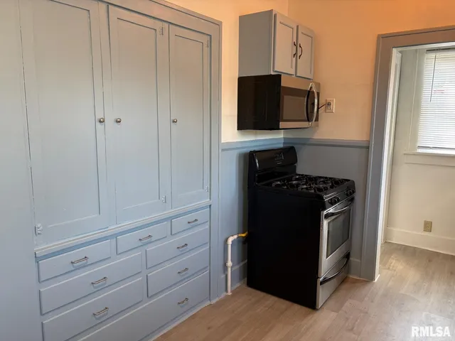 $119,900 | 1307 South Pasfield Street, Springfield, IL 62704