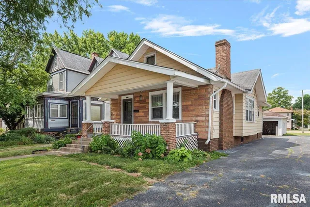 $119,900 | 1307 South Pasfield Street, Springfield, IL 62704