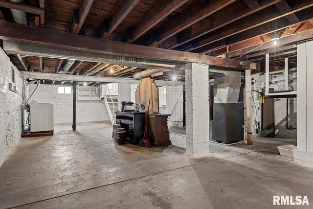 $119,900 | 1307 South Pasfield Street, Springfield, IL 62704