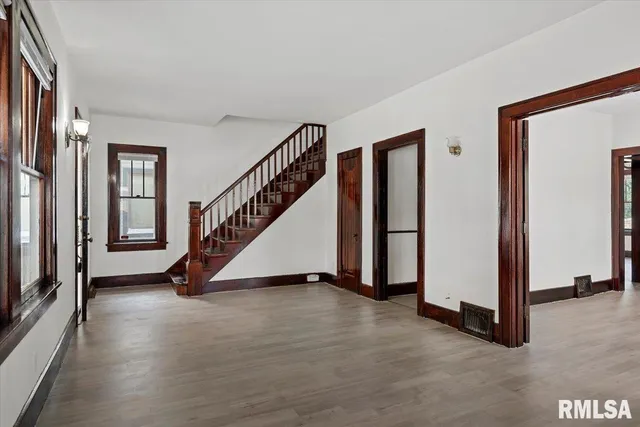 $119,900 | 1307 South Pasfield Street, Springfield, IL 62704