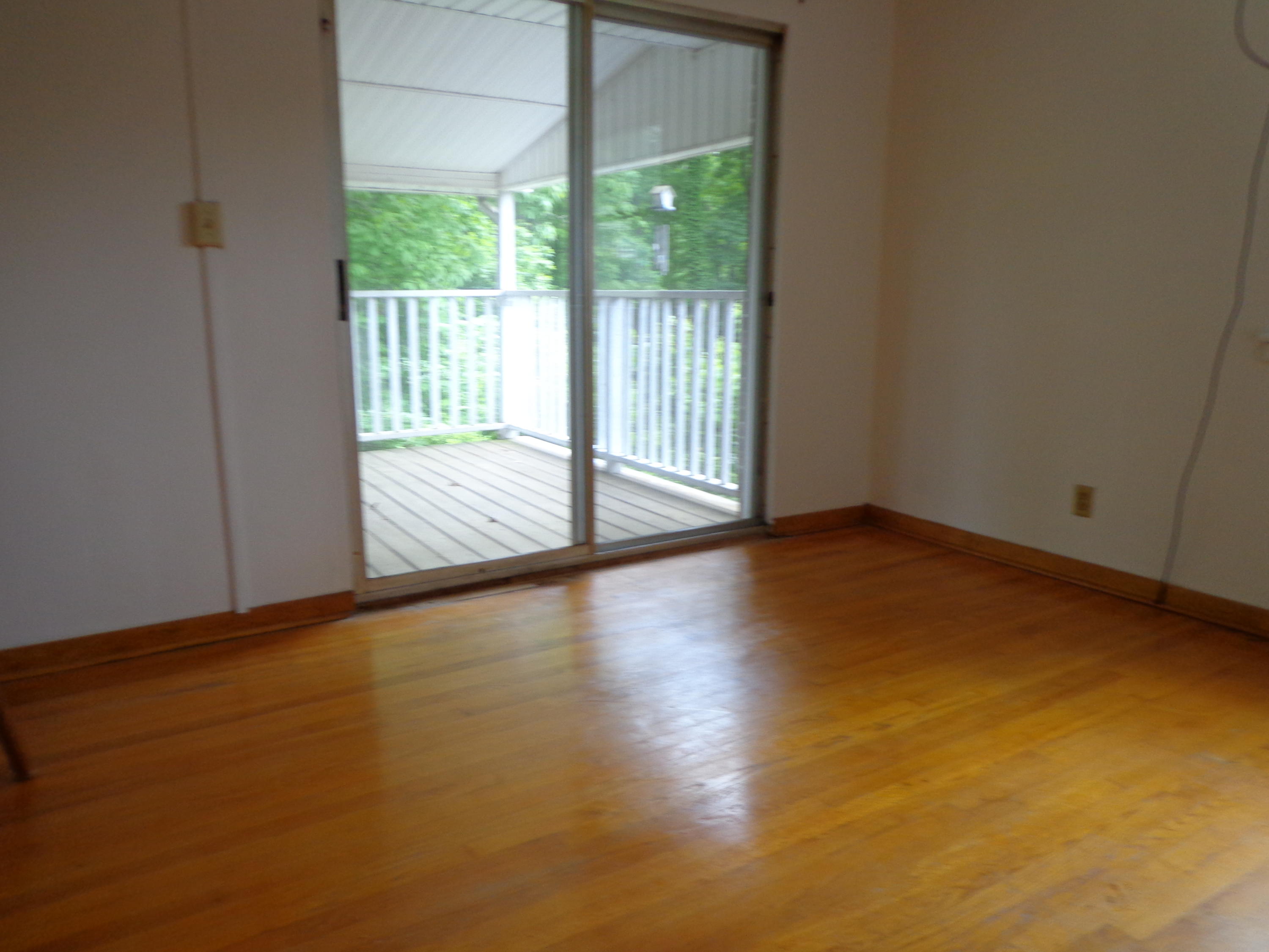 1756 Pomeroy Road Salem, VA 24153 - Photo 14 of 29 DSC06827