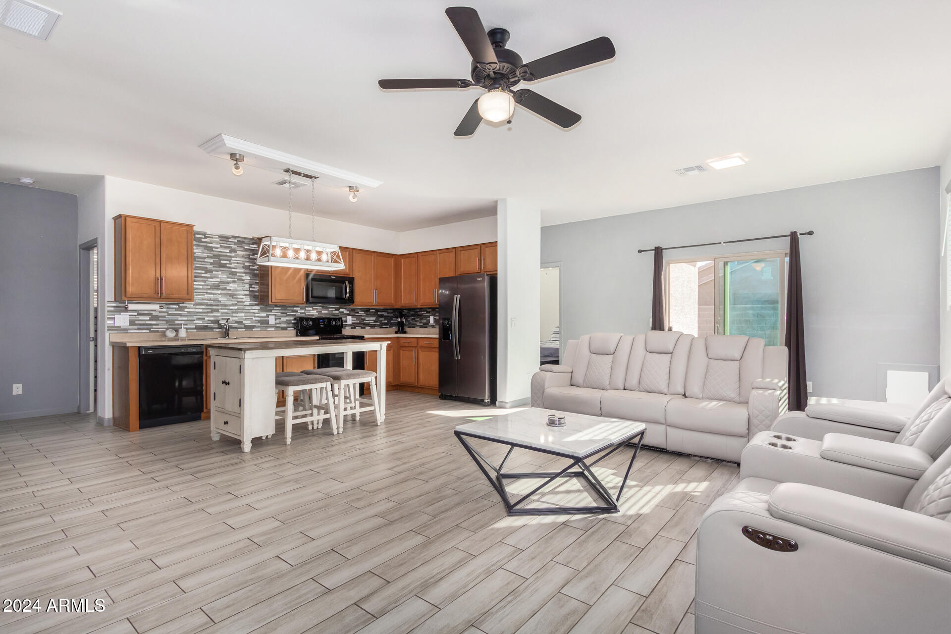 11527 West Redfield Road El Mirage, AZ 85335 - Photo 6 of 24 0012-11 - Redfield