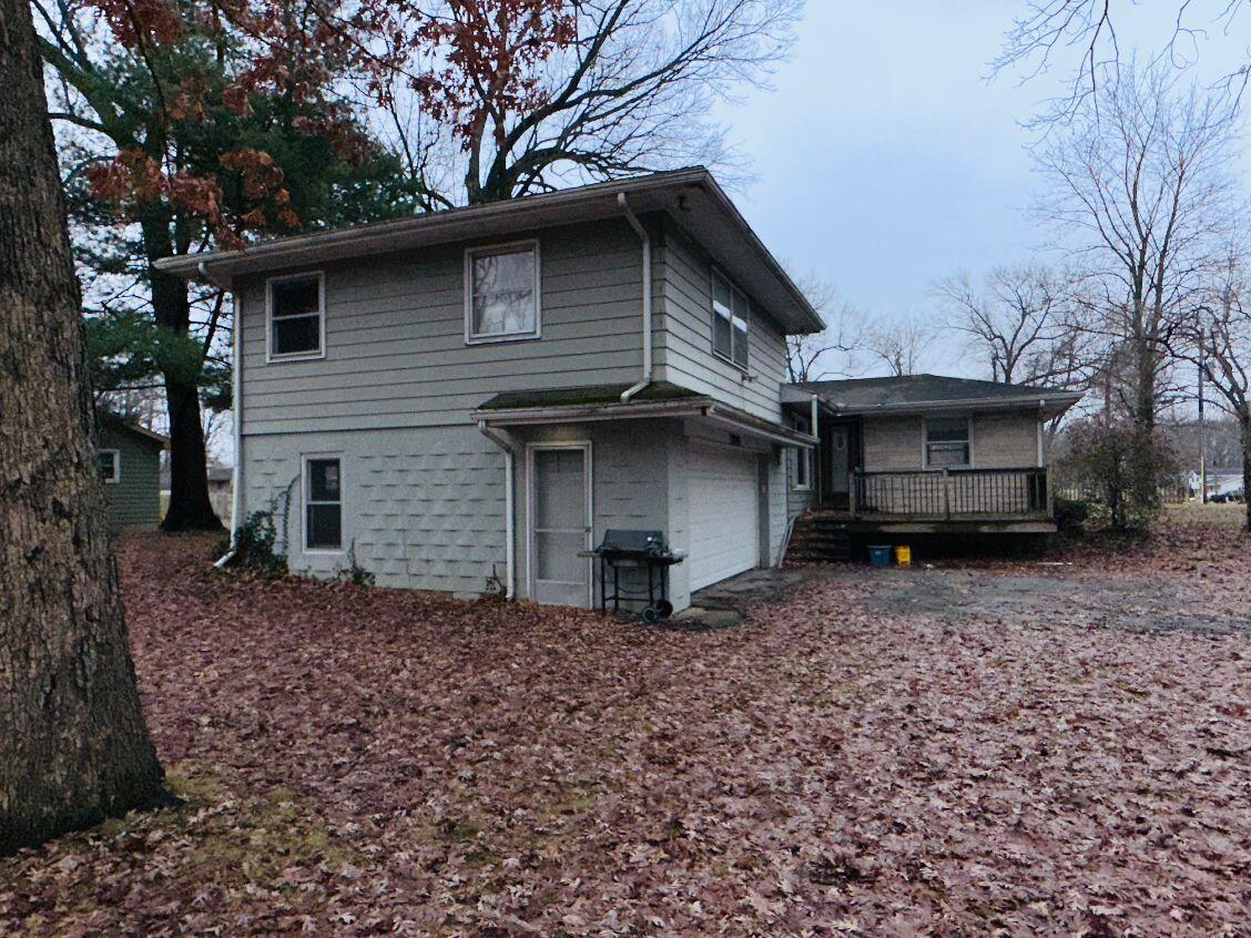 70945 Ridgewood Drive Edwardsburg, MI 49112 - Photo 2 of 15 IMG_6223