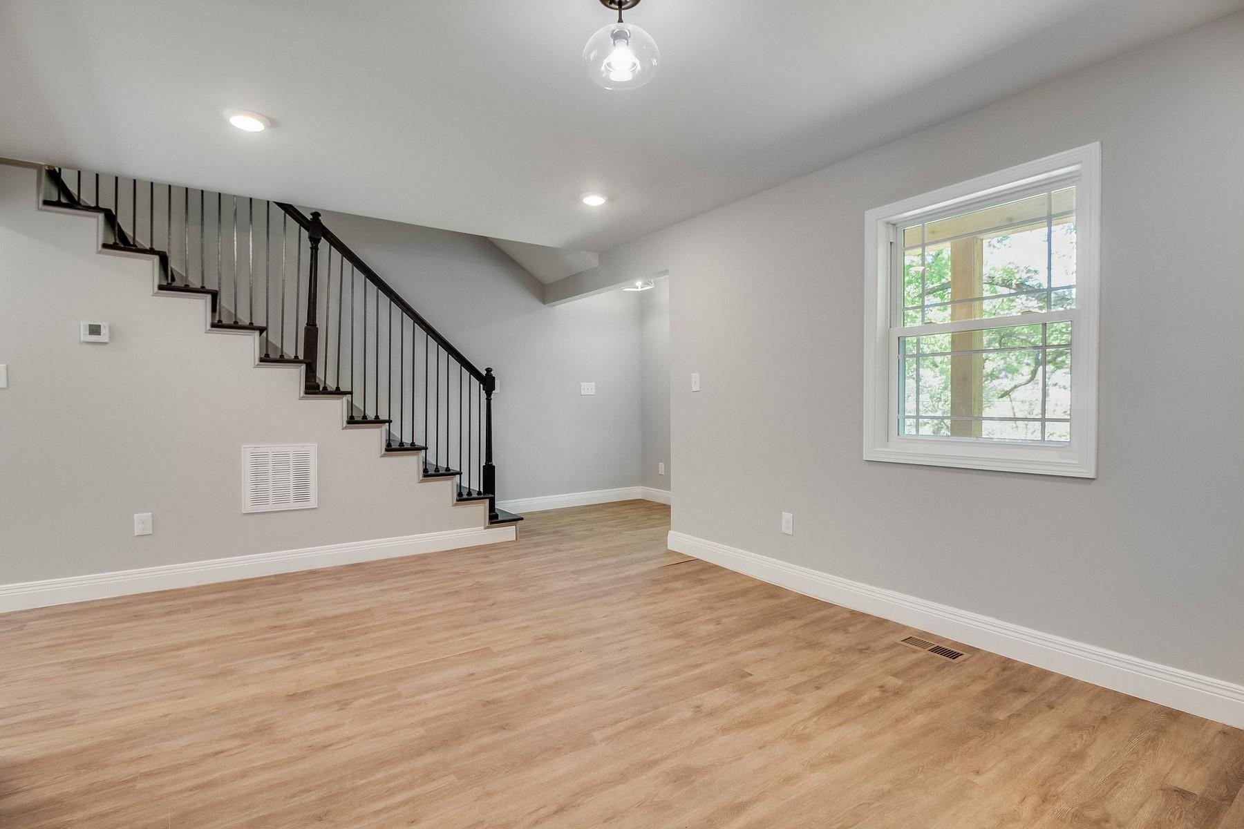 7312 Badgett Road Knoxville, TN 37919 - Photo 4 of 28 B2_IMG_6101