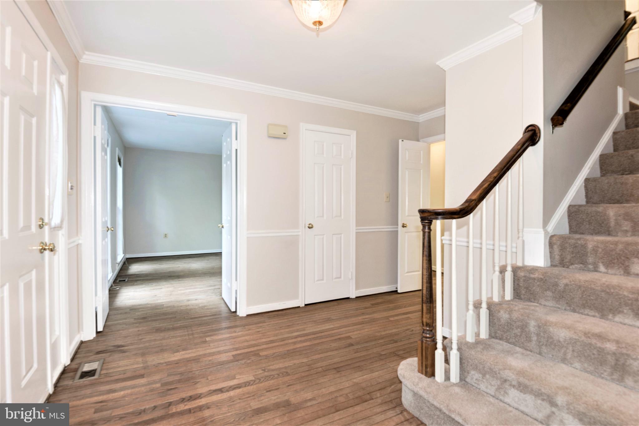 10322 Dunn Meadow Road Vienna, VA 22182 - Photo 10 of 45