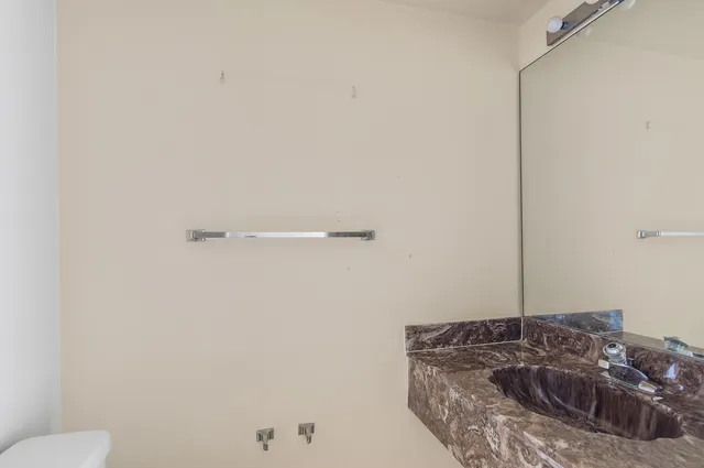 $195,000 | 2802 North 46th Avenue, Unit B513, Hollywood, FL 33021