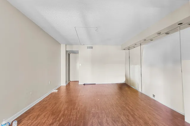 $195,000 | 2802 North 46th Avenue, Unit B513, Hollywood, FL 33021