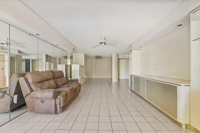 $195,000 | 2802 North 46th Avenue, Unit B513, Hollywood, FL 33021