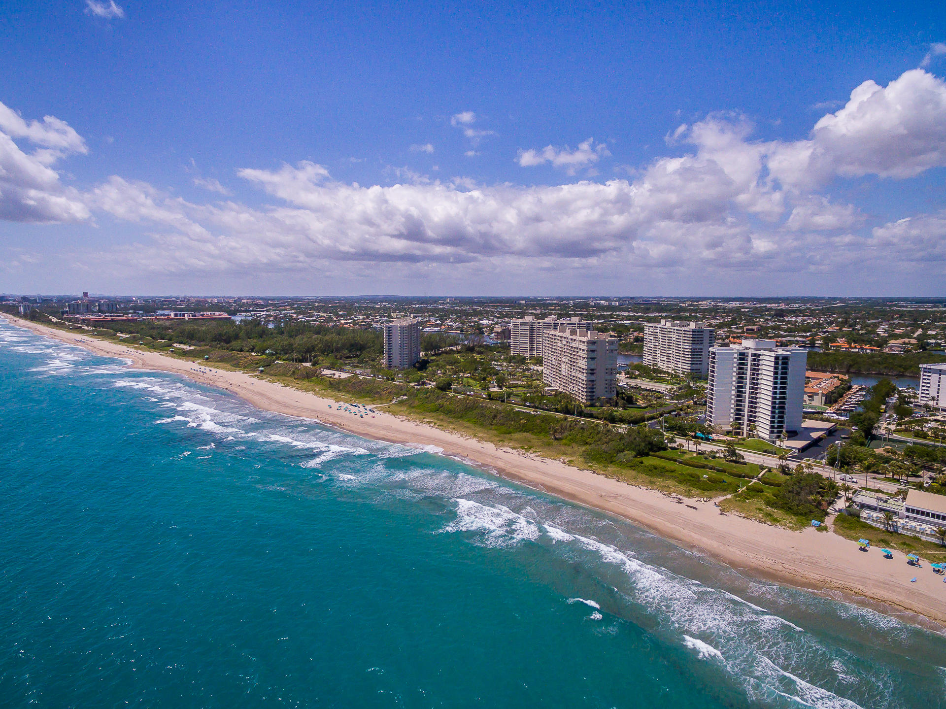 4201 North Ocean Boulevard, Unit 909 Boca Raton, FL 33431 - Photo 31 of 32 VIEW OF SRC & PRIVATE BEACH