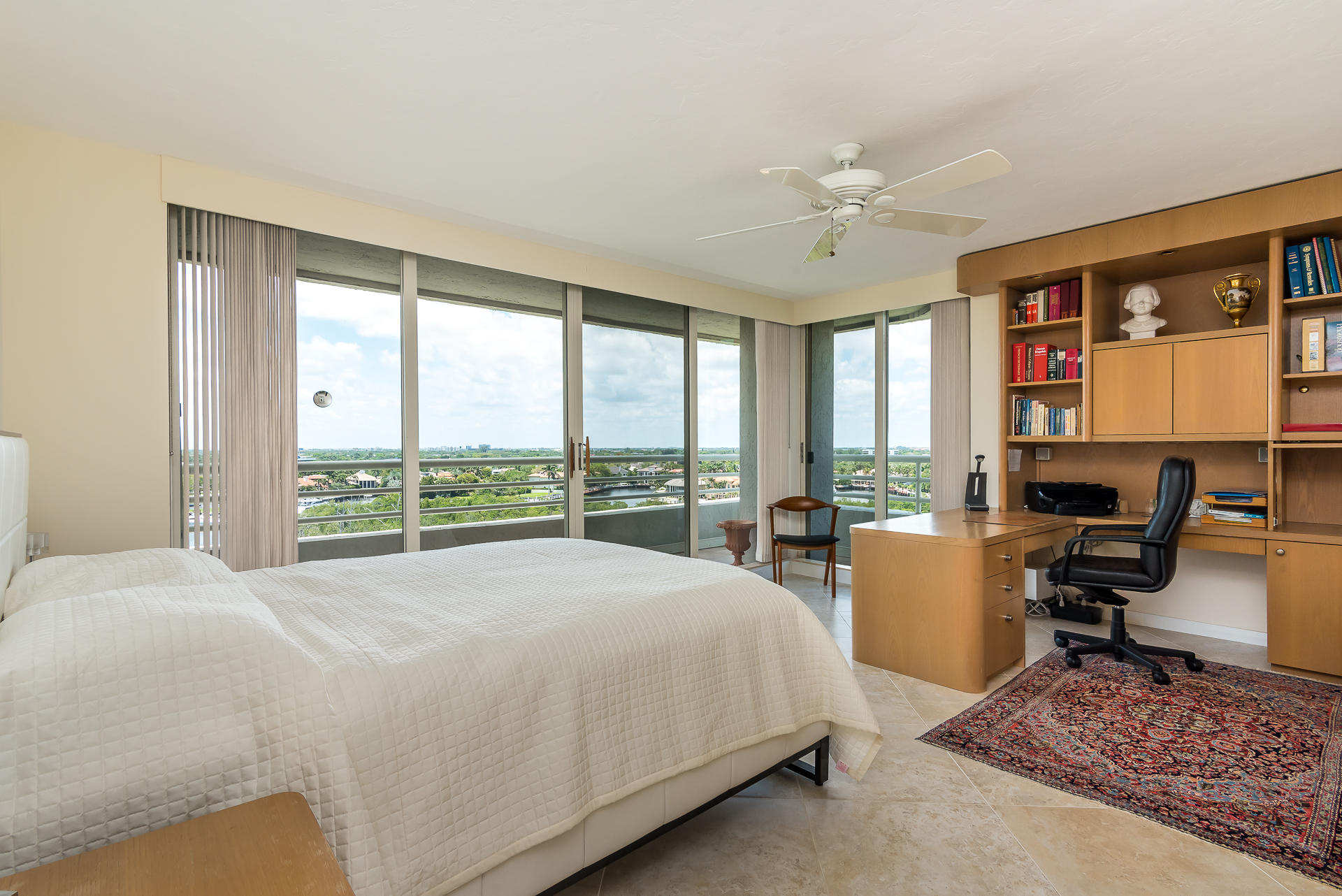 4201 North Ocean Boulevard, Unit 909 Boca Raton, FL 33431 - Photo 10 of 32 MASTER BEDROOM