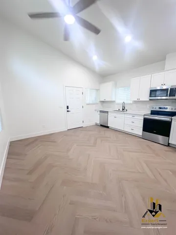 $1,795 | 125 B Street, Unit A, Roseville, CA 95678