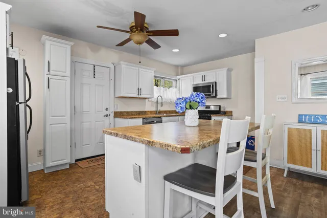 $219,900 | 106 North Bonsall Avenue, Glenolden, PA 19036