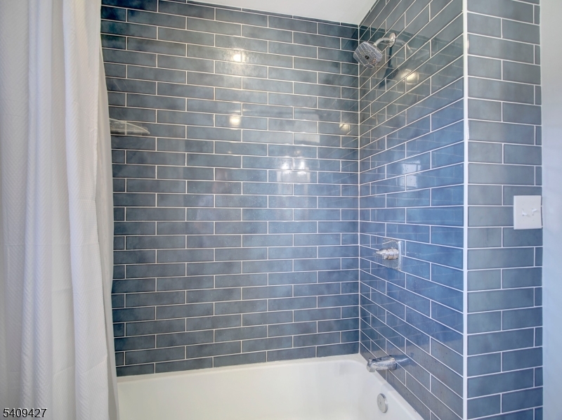 415 Orange Road Montclair, NJ 07042 - Photo 11 of 27