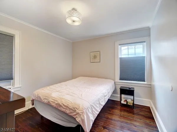 $4,000 | 415 Orange Road, Montclair, NJ 07042